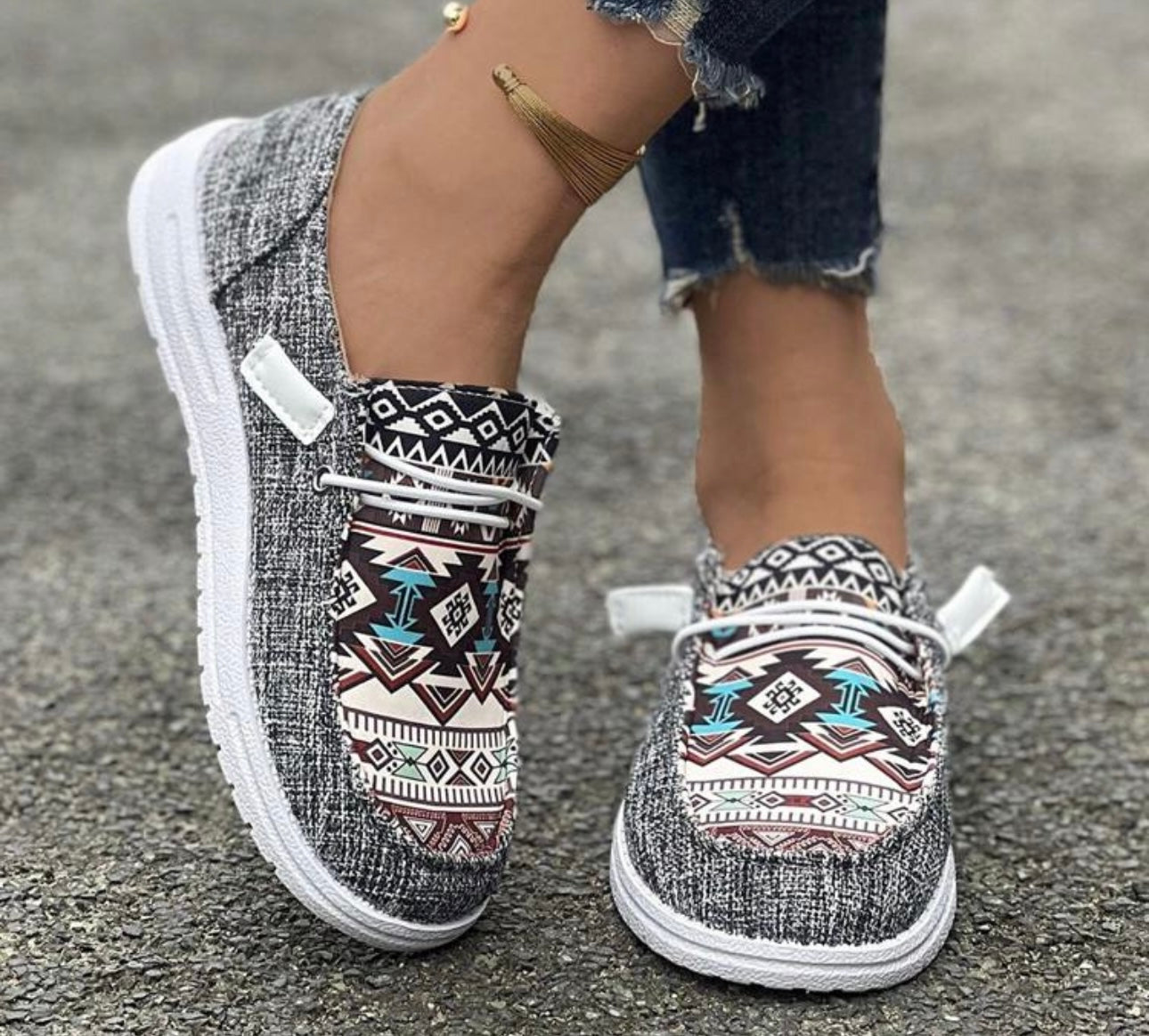 Women’s Round Toe Canvas Aztec pattern Flat Shoe