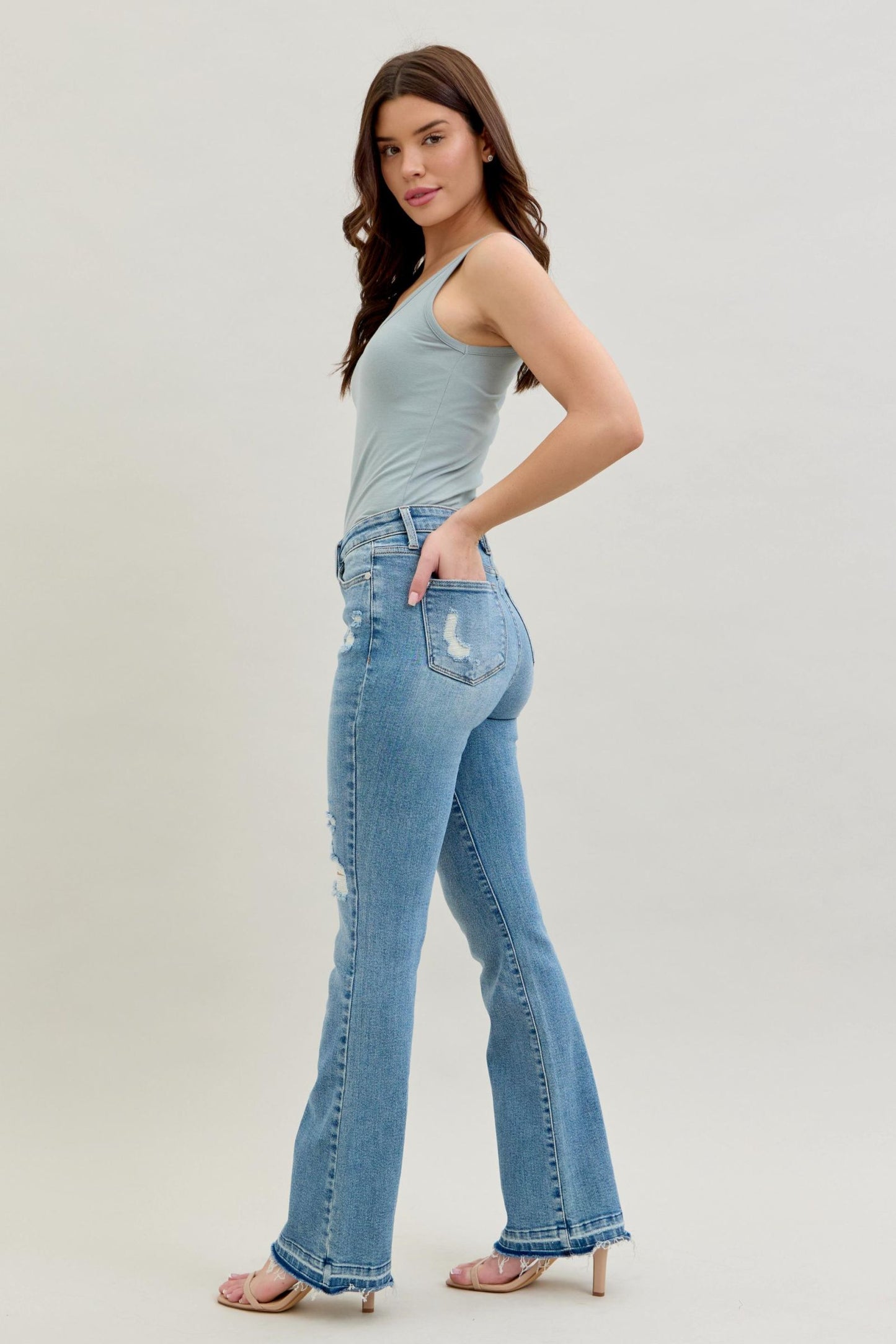 Judy Blue frayed thigh Jean 