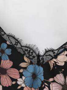 V-Neck Lace Patchwork Floral Print Elegant Strap Cami Top- Plus Size