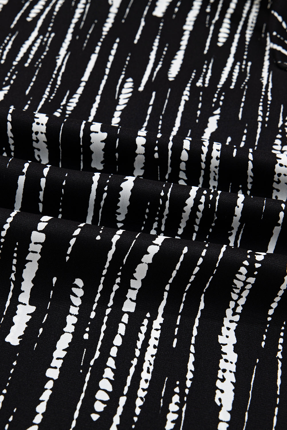Black Spring and Autumn Abstract Print V-neck Long-sleeve Blouse
