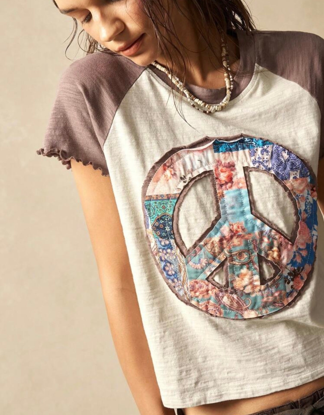Vintage Peace Sign Applique Casual KnittedShort Sleeve FittedT-Shirt