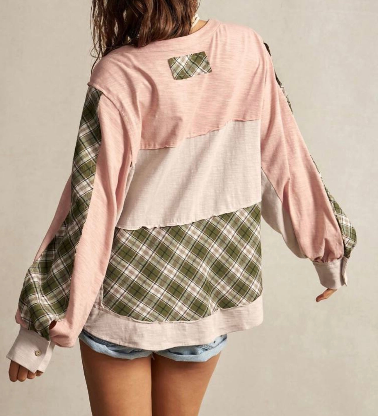 Loose Fit Contrast Color Block Round Neck Pullover Sweatshirt
