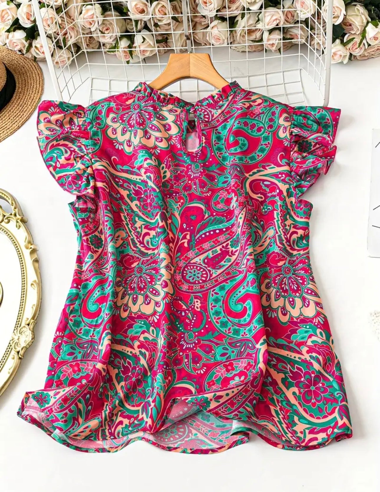 Lightweight Plus Size Women's Paisley Print Blouse