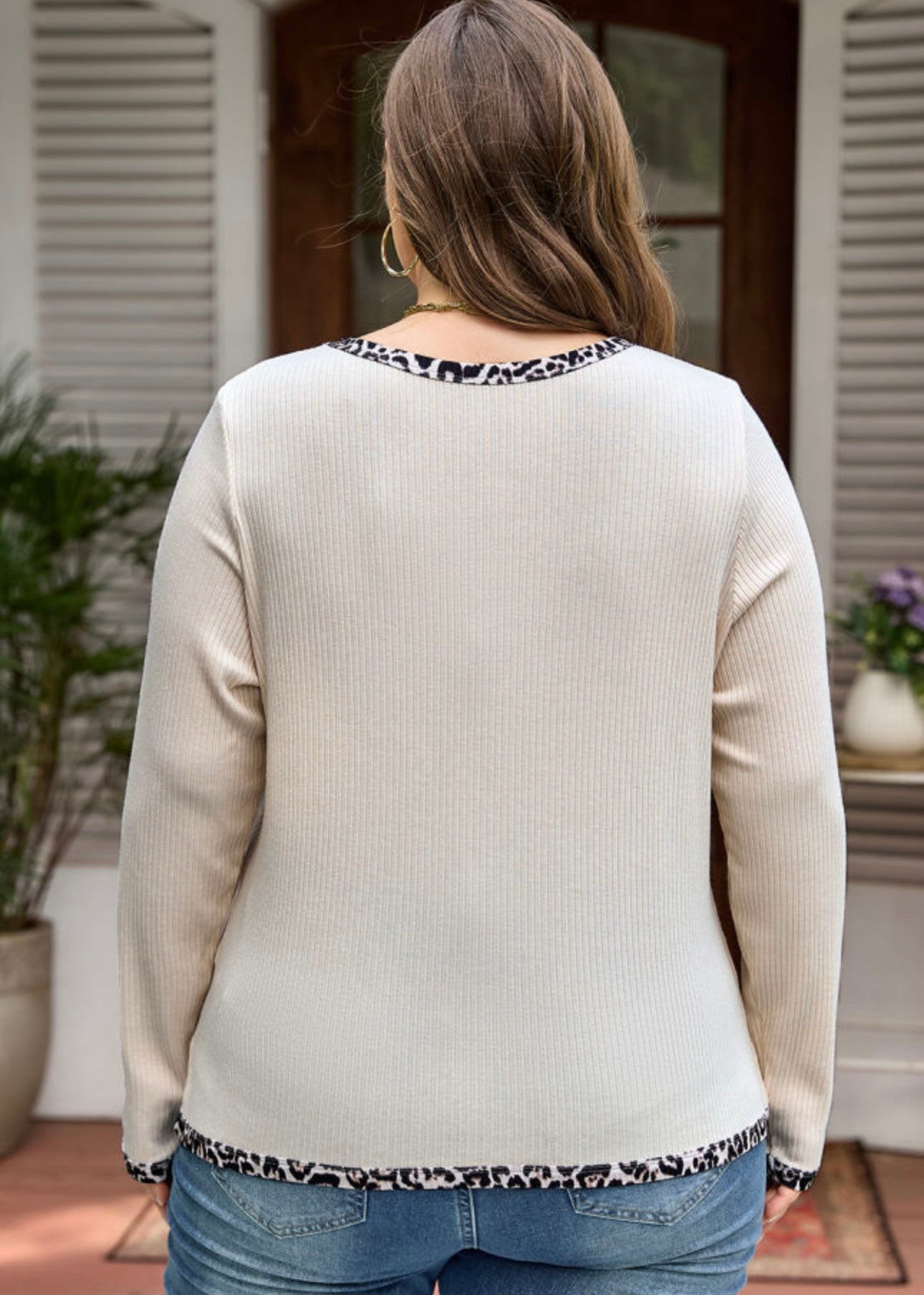 Parchment Ribbed Contrast Leopard Edge Round Neck Plus Knit Top