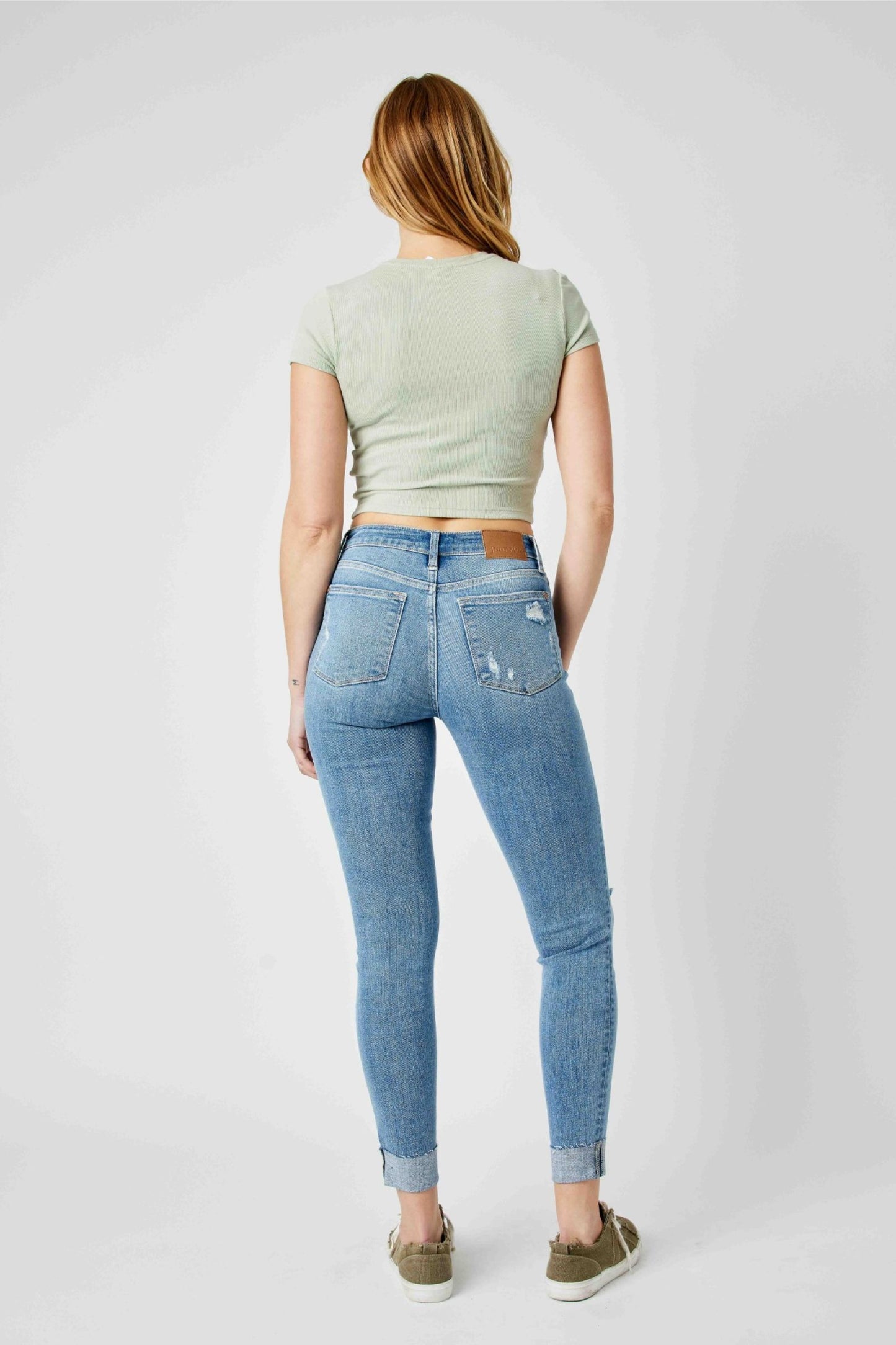 Judy Blue MID RISE DESTROY & CUFF SKINNY Plus size