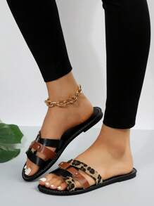 Open-Toe Ankle Strap Flat Leopard Print Sandals
